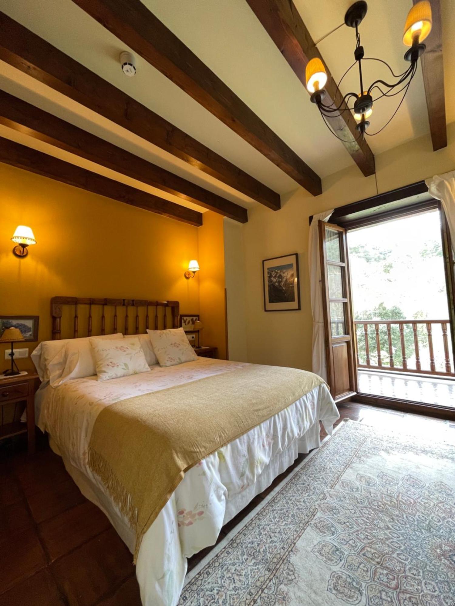 Posada San Pelayo Camaleño Eksteriør billede